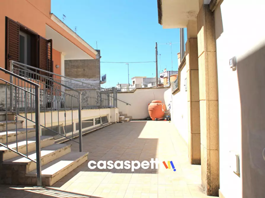 Immagine 14 di Villa in vendita  in Via Giuseppe Saragat, 15 a Lecce