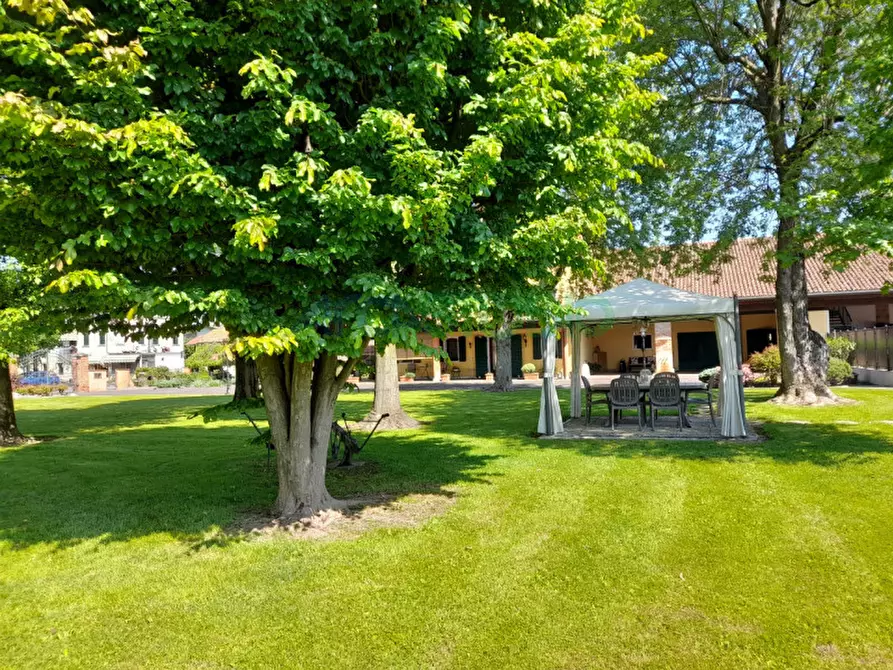 Immagine 15 di Casa trifamiliare in vendita  in Via Piave a Quinto Vicentino