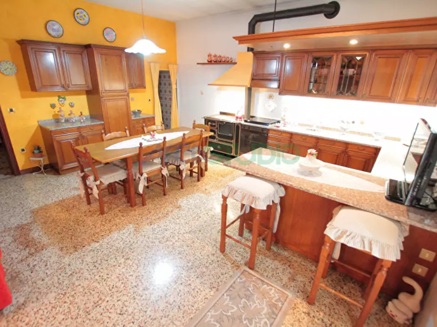 Immagine 16 di Casa trifamiliare in vendita  in Via Piave a Quinto Vicentino