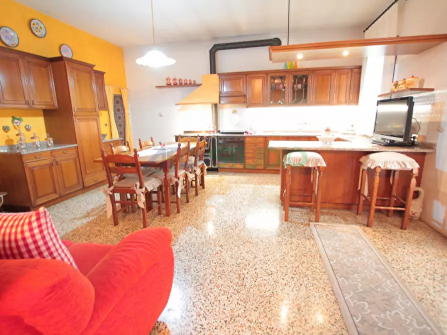 Immagine 20 di Casa trifamiliare in vendita  in Via Piave a Quinto Vicentino