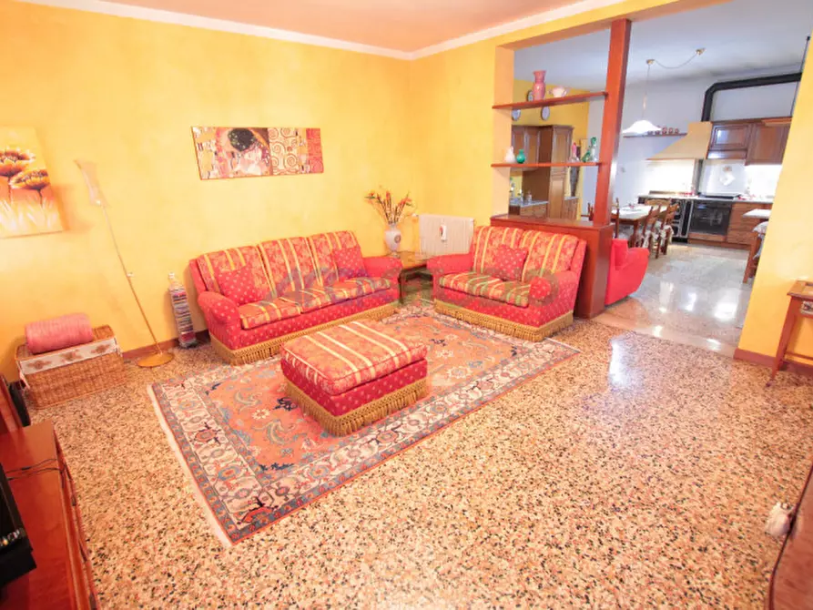 Immagine 25 di Casa trifamiliare in vendita  in Via Piave a Quinto Vicentino