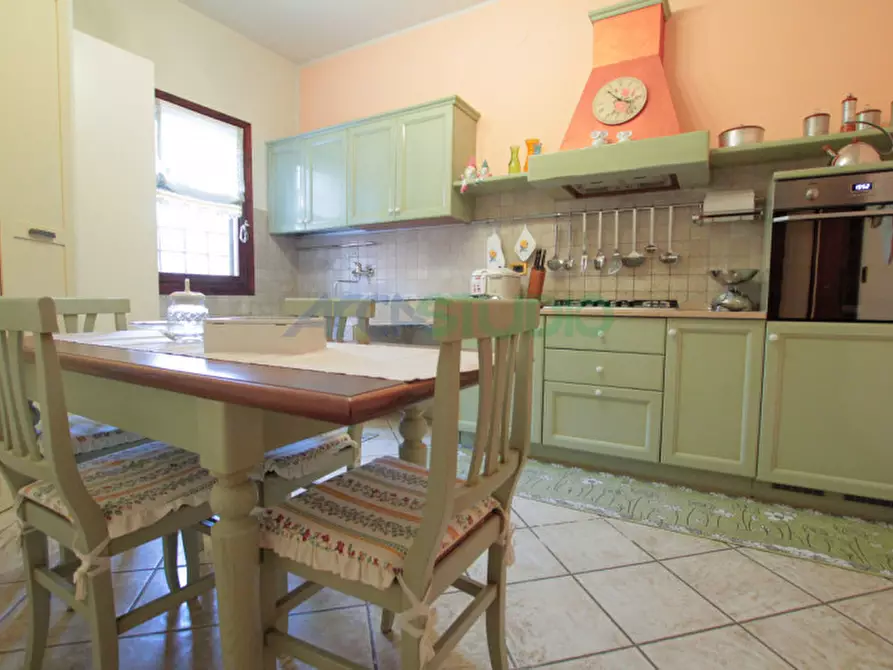 Immagine 32 di Casa trifamiliare in vendita  in Via Piave a Quinto Vicentino