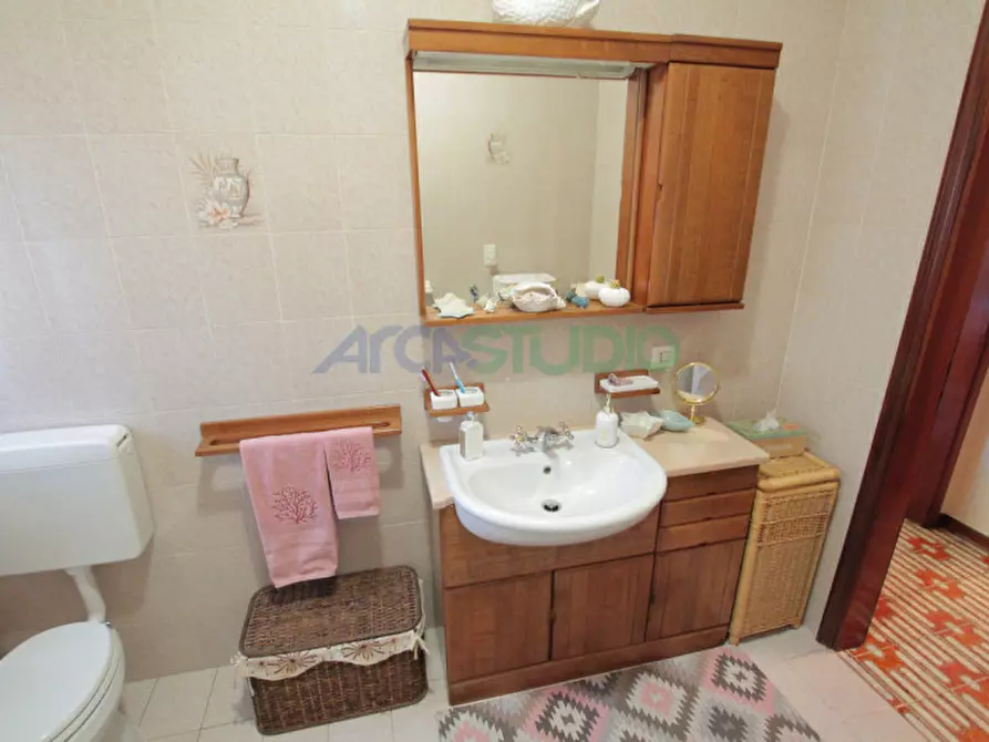 Immagine 35 di Casa trifamiliare in vendita  in Via Piave a Quinto Vicentino