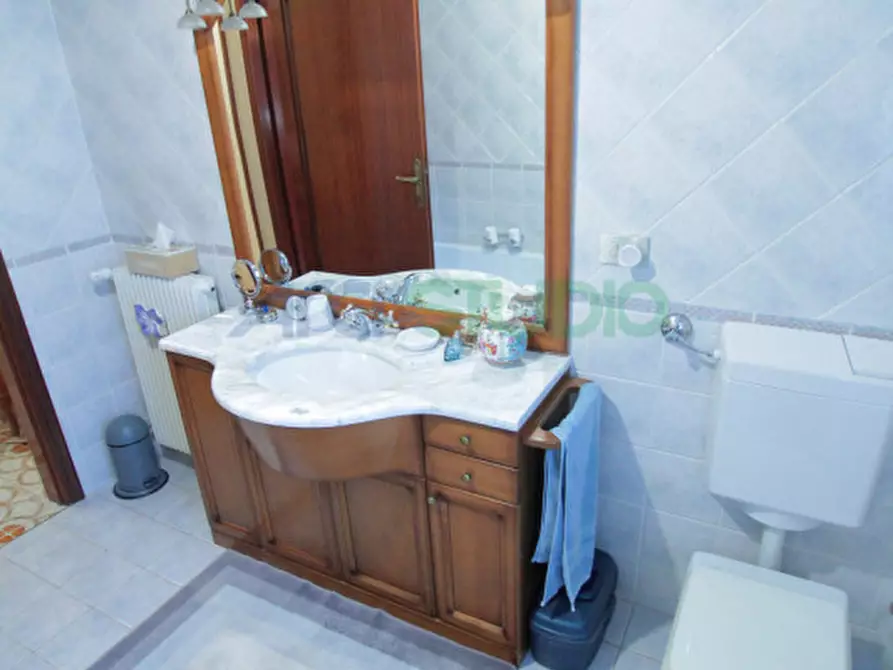 Immagine 56 di Casa trifamiliare in vendita  in Via Piave a Quinto Vicentino