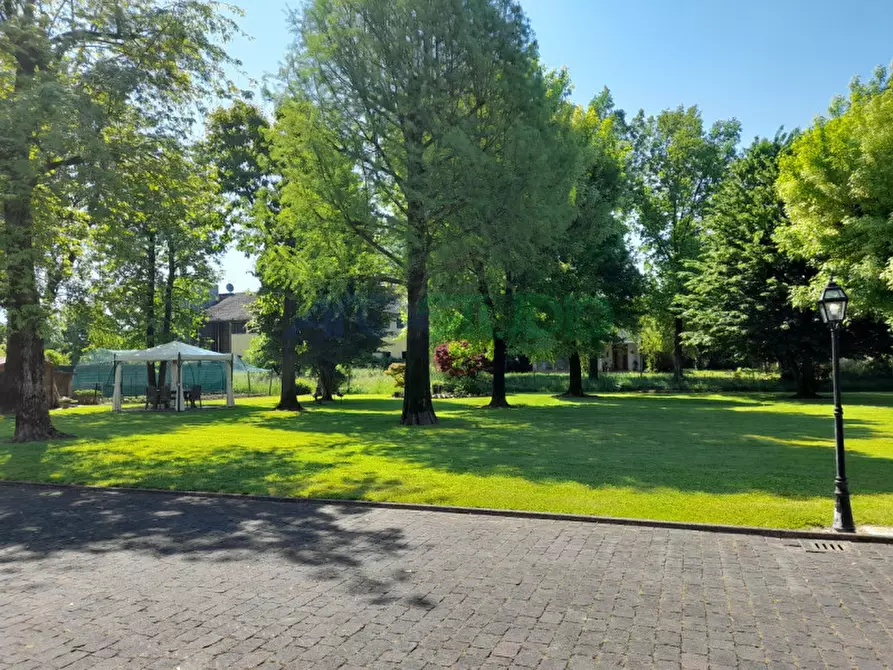 Immagine 69 di Casa trifamiliare in vendita  in Via Piave a Quinto Vicentino