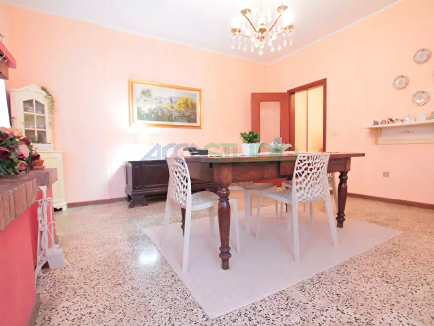 Immagine 74 di Casa trifamiliare in vendita  in Via Piave a Quinto Vicentino