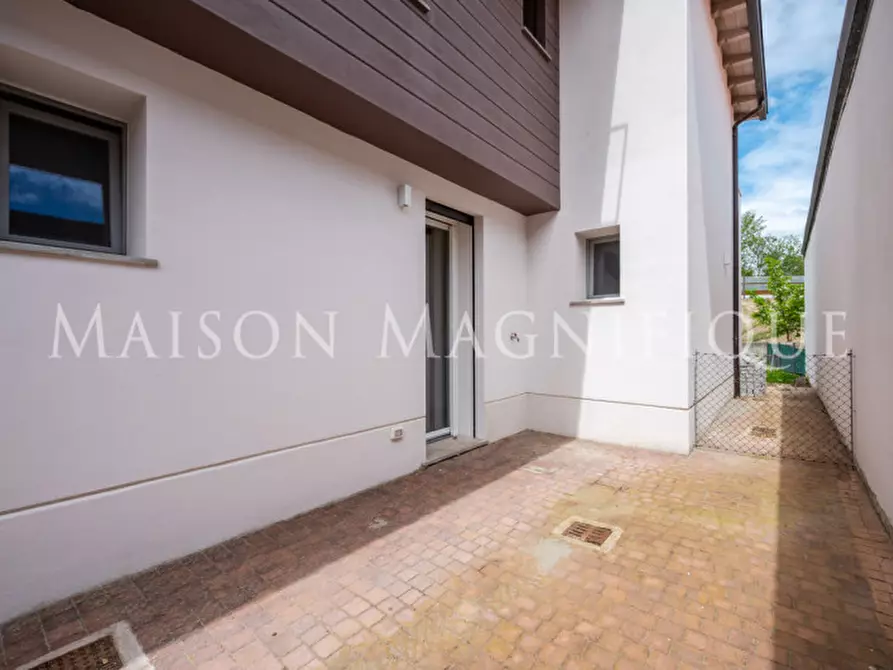 Immagine 15 di Villetta a schiera in vendita  in Via del pero a Pianoro