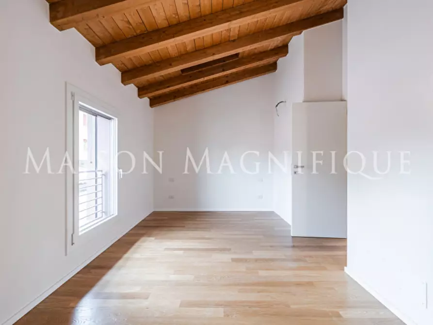 Immagine 31 di Villetta a schiera in vendita  in Via del pero a Pianoro