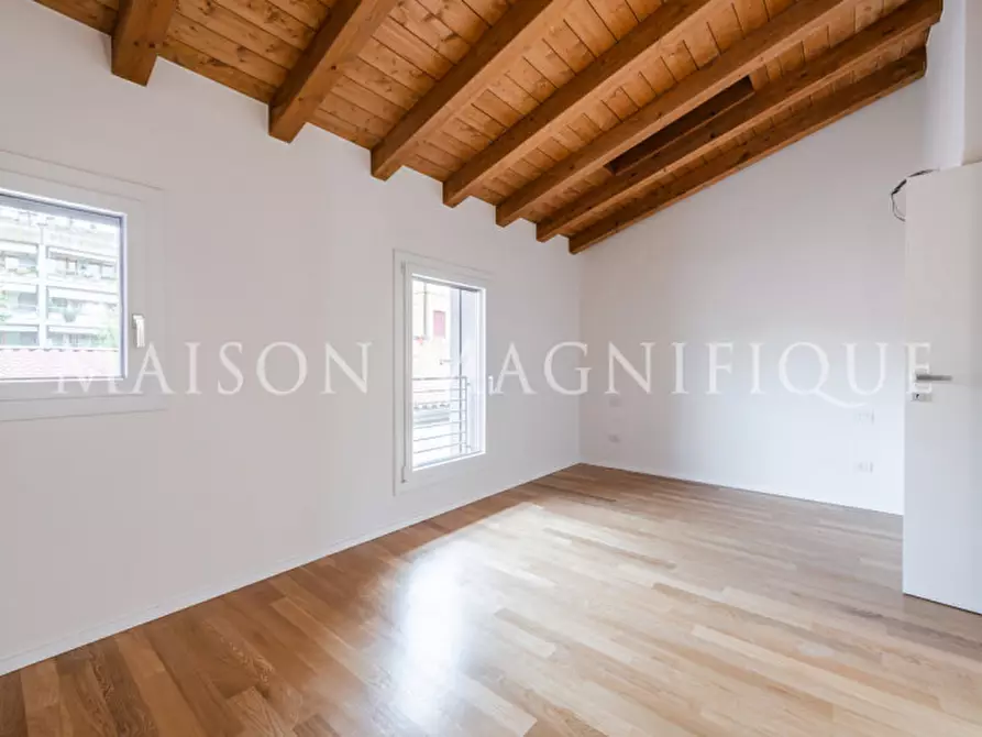 Immagine 32 di Villetta a schiera in vendita  in Via del pero a Pianoro