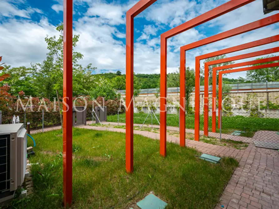 Immagine 35 di Villetta a schiera in vendita  in Via del pero a Pianoro