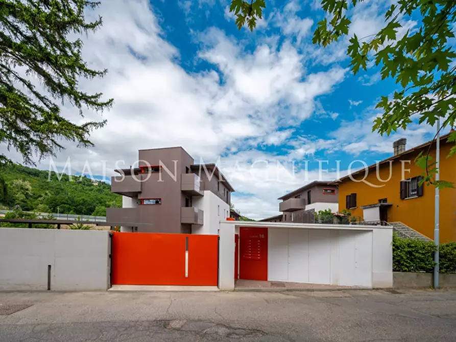 Immagine 38 di Villetta a schiera in vendita  in Via del pero a Pianoro