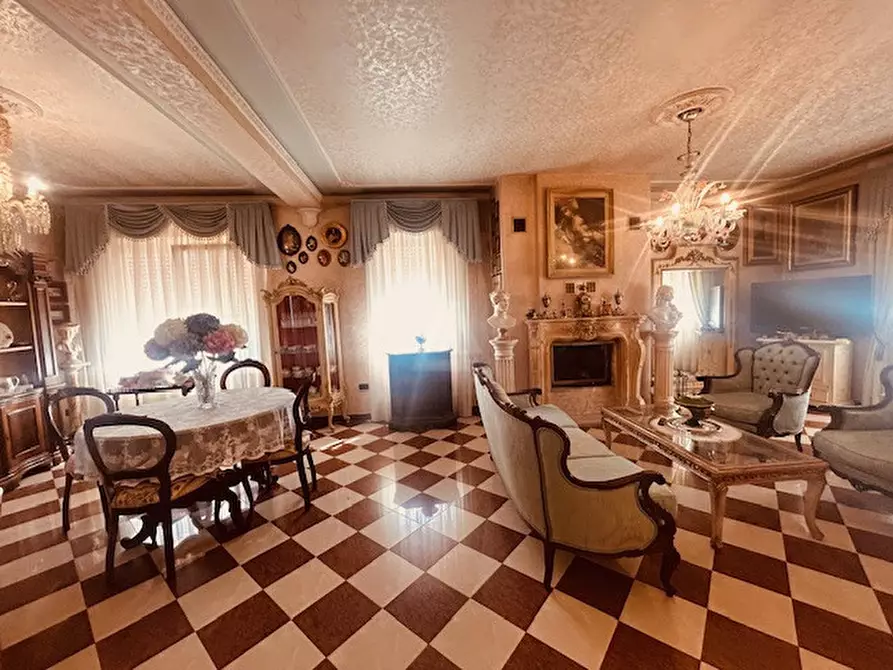 Immagine 4 di Casa indipendente in vendita  in via borgo treviso a Castelfranco Veneto