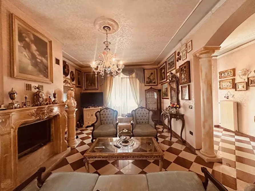 Immagine 4 di Casa indipendente in vendita  in via borgo treviso a Castelfranco Veneto