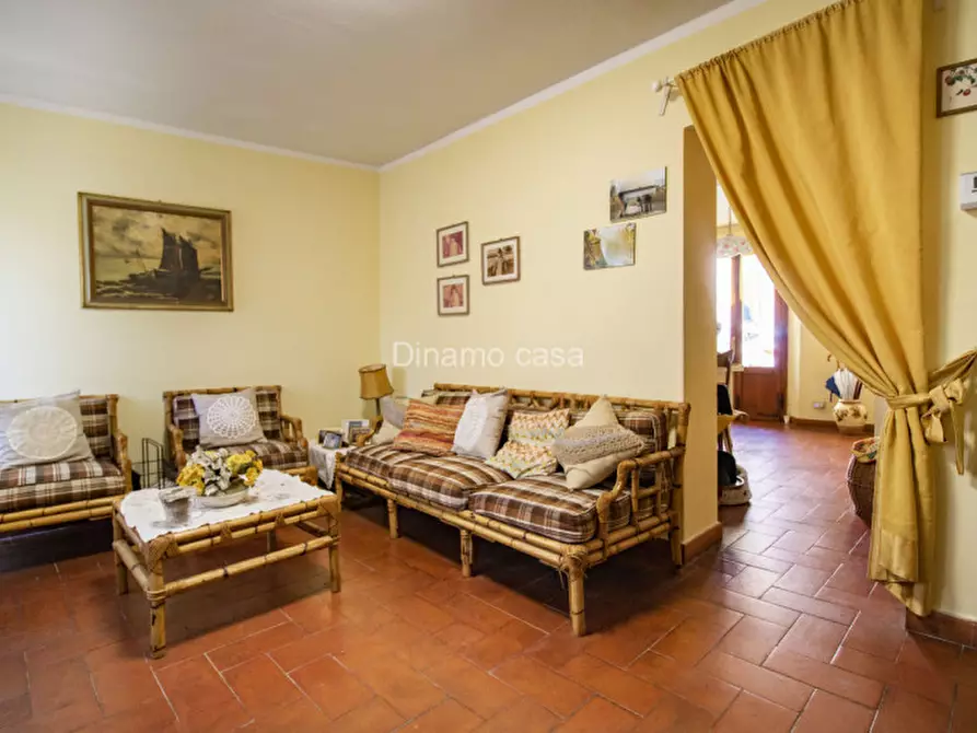 Immagine 11 di Casa indipendente in vendita  a Prato