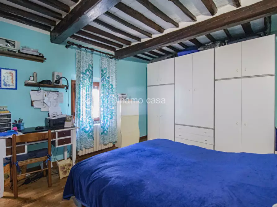 Immagine 15 di Casa indipendente in vendita  a Prato