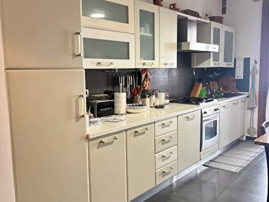 Immagine 3 di Appartamento in vendita  in via Schumann a Padova