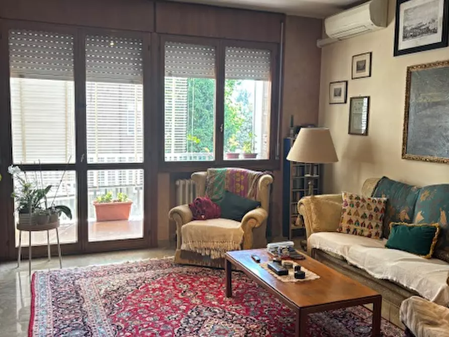 Immagine 12 di Appartamento in vendita  in via Schumann a Padova