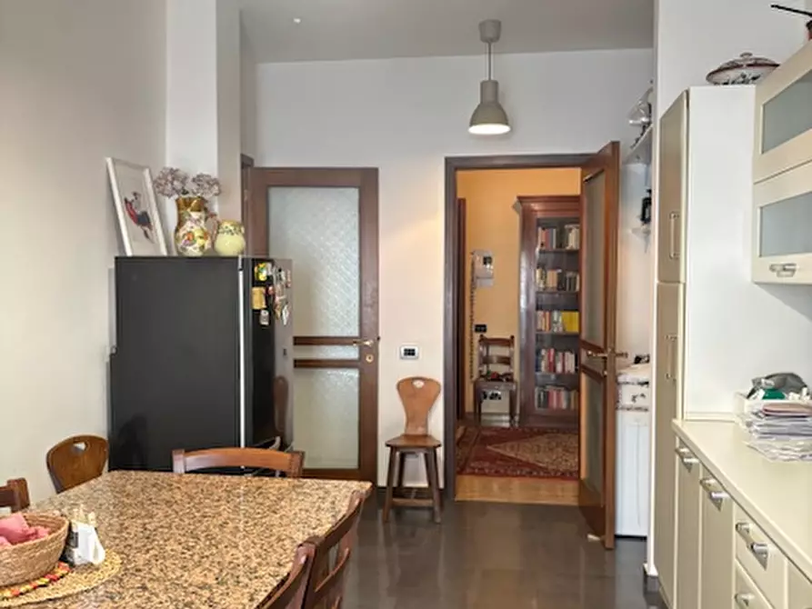 Immagine 19 di Appartamento in vendita  in via Schumann a Padova