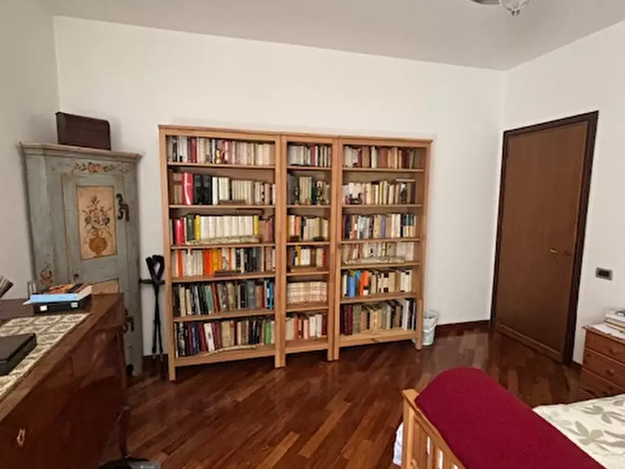 Immagine 31 di Appartamento in vendita  in via Schumann a Padova