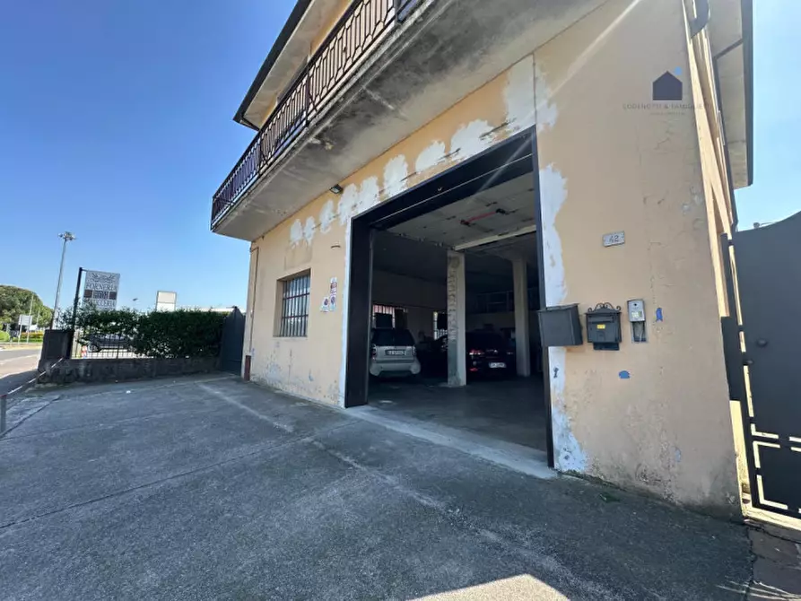 Immagine 2 di Magazzino in affitto  in via sonvigo 42 a Bedizzole