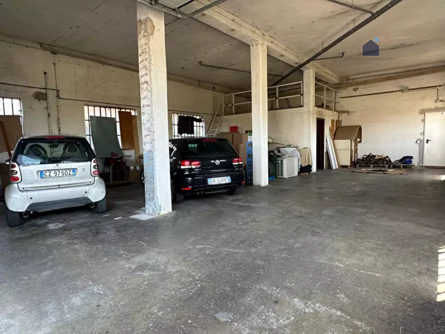 Immagine 10 di Magazzino in affitto  in via sonvigo 42 a Bedizzole