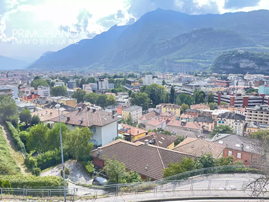 Immagine 1 di Casa bifamiliare in vendita  in Via della Spalliera a Trento