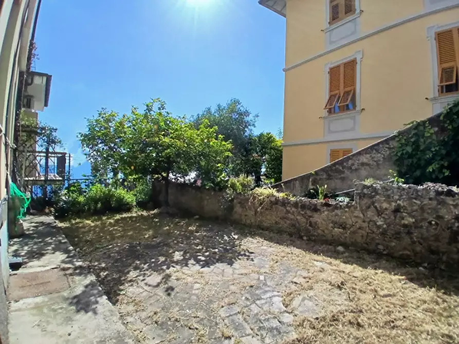 Immagine 7 di Appartamento in vendita  in Corso Giuseppe Mazzini a Camogli