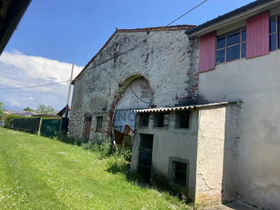 Immagine 7 di Rustico / casale in vendita  in Via Bartolomeo Colleoni a Malo