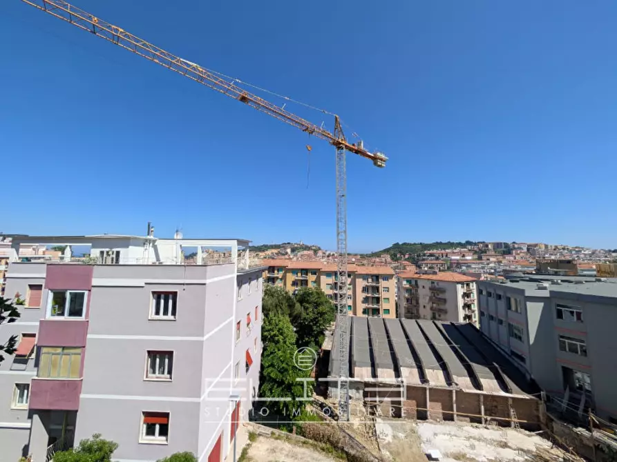 Immagine 1 di Appartamento in affitto  in via redipuglia a Ancona