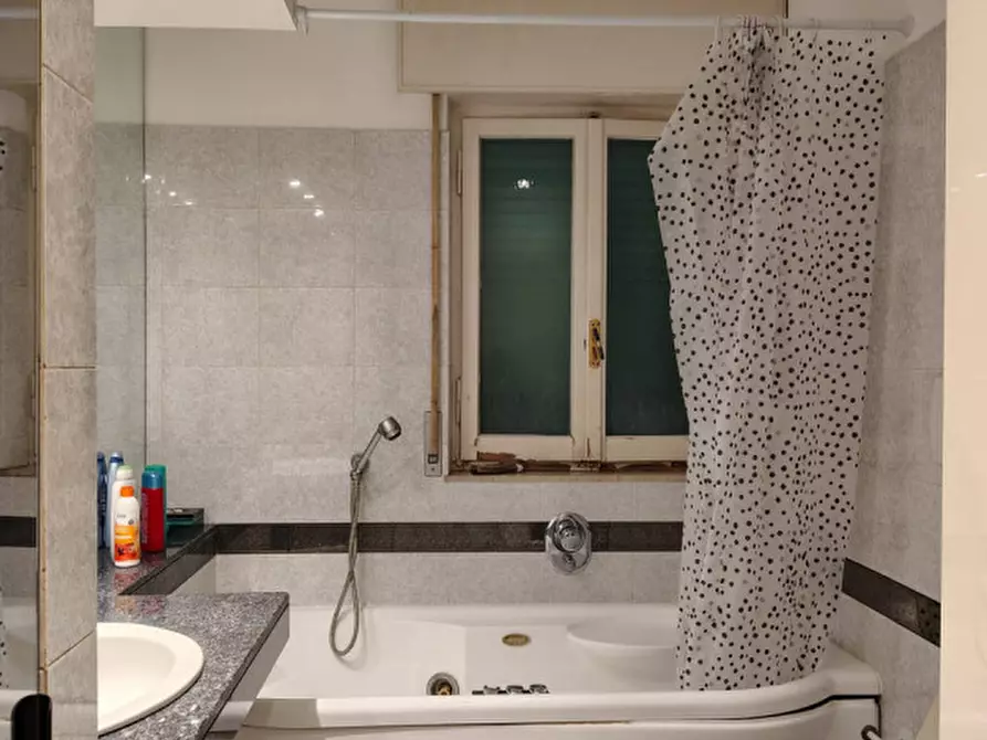 Immagine 3 di Appartamento in affitto  a Ancona