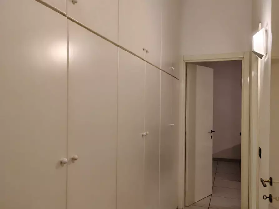 Immagine 5 di Appartamento in affitto  a Ancona