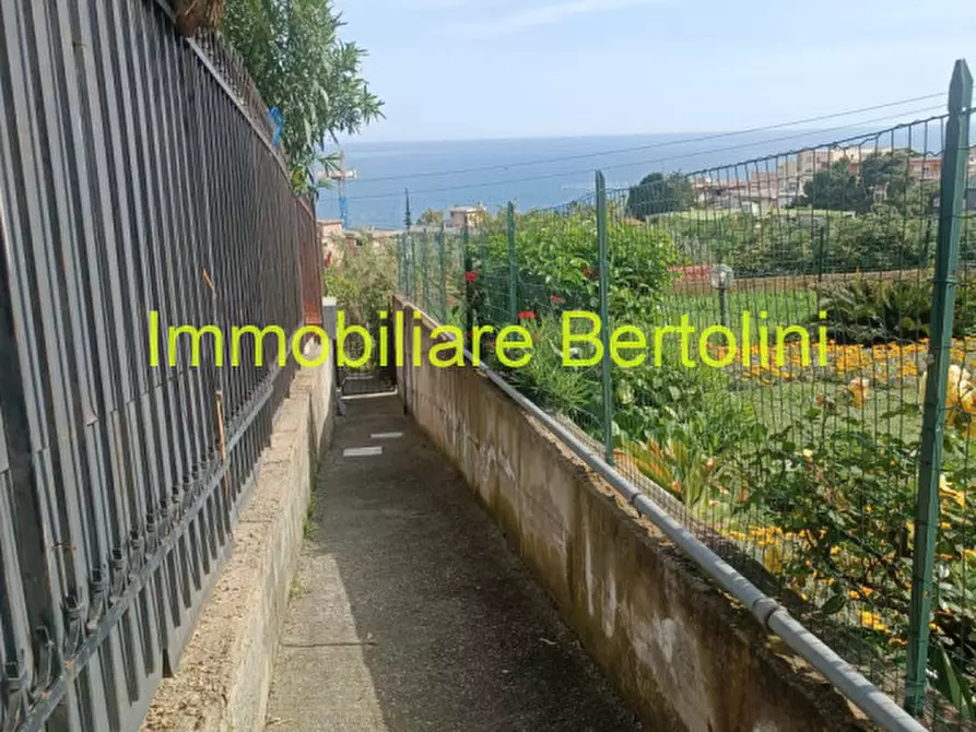 Immagine 15 di Appartamento in vendita  in VIA PADRE SEMERIA a San Remo