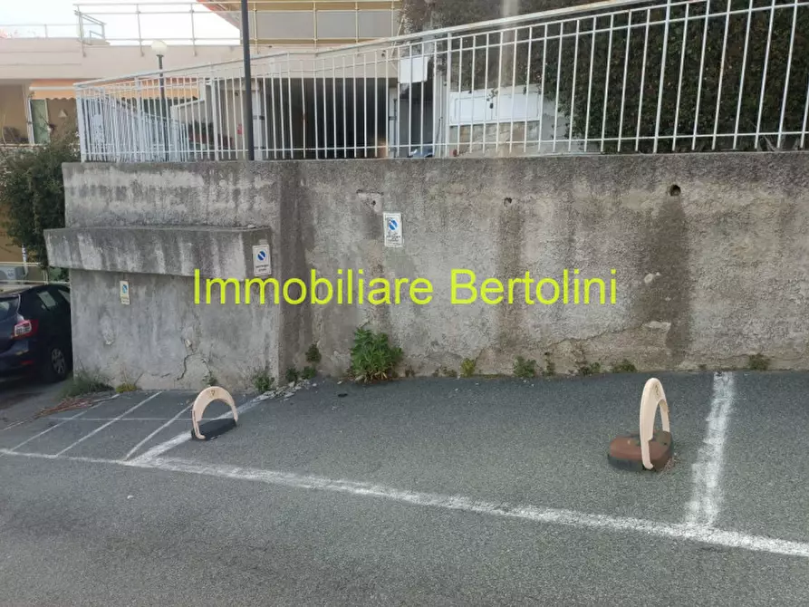 Immagine 18 di Appartamento in vendita  in VIA PADRE SEMERIA a San Remo