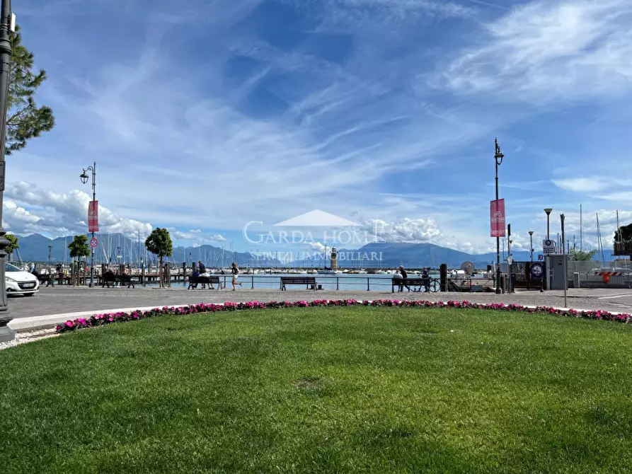 Immagine 8 di Ufficio in affitto  in Piazza Duomo a Desenzano Del Garda