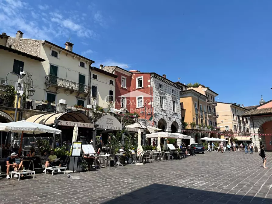 Immagine 10 di Ufficio in affitto  in Piazza Duomo a Desenzano Del Garda