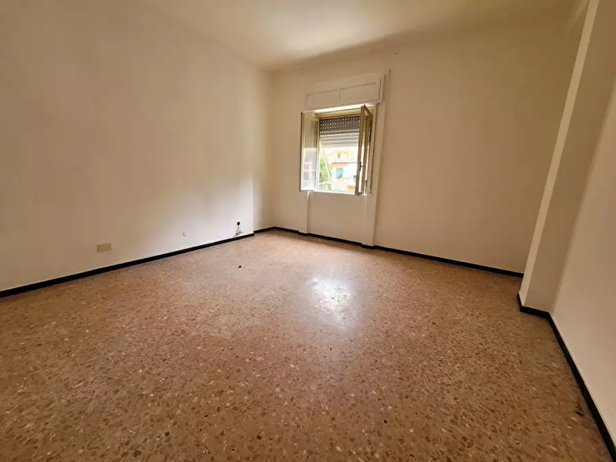 Immagine 3 di Appartamento in vendita  in via turati a Savona