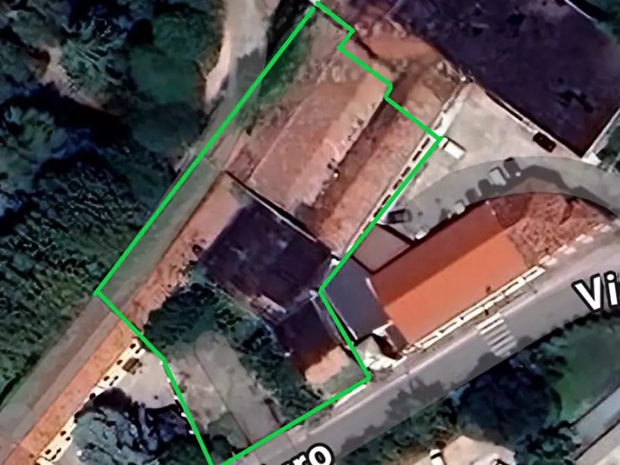 Immagine 1 di Terreno in vendita  in VIA PRINCIPE AMEDEO a Este