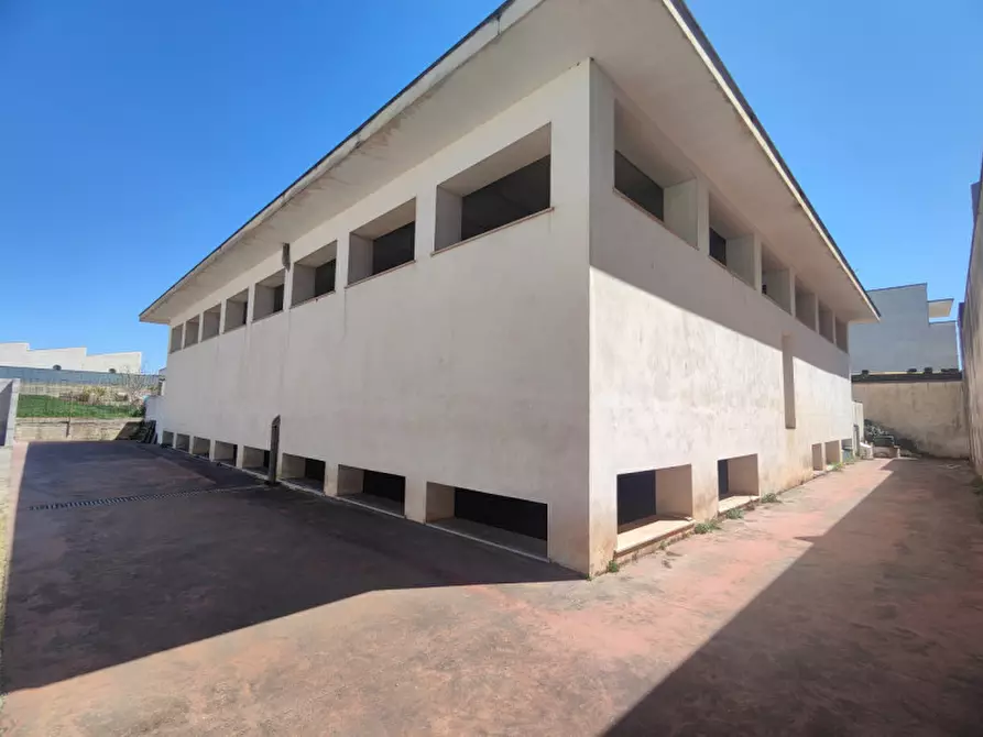 Immagine 12 di Capannone industriale in vendita  in Viale Pertini a Supersano