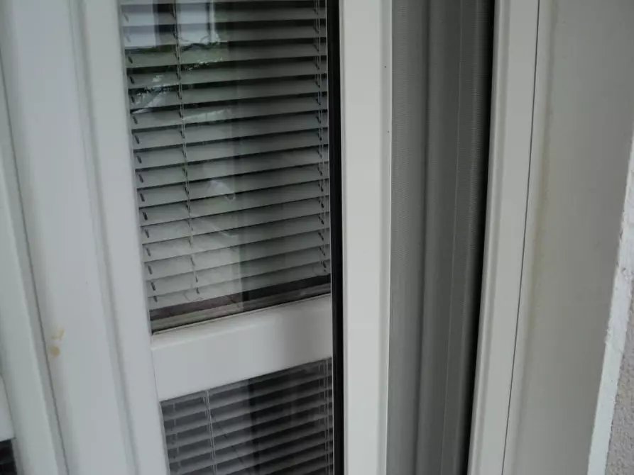 Immagine 11 di Casa bifamiliare in vendita  in Viale San Salvador 11 a Comacchio