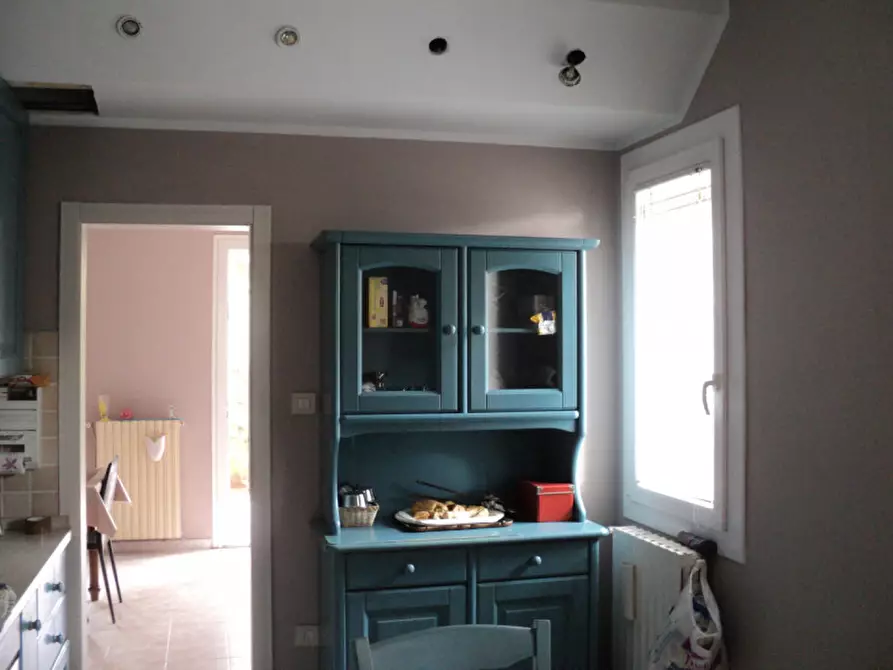 Immagine 20 di Casa bifamiliare in vendita  in Viale San Salvador 11 a Comacchio