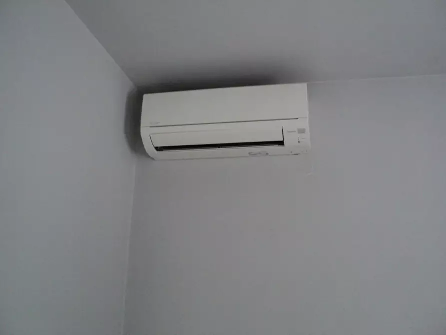 Immagine 27 di Casa bifamiliare in vendita  in Viale San Salvador 11 a Comacchio