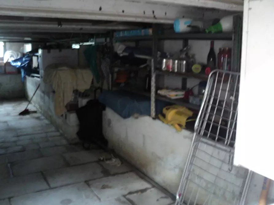 Immagine 46 di Casa bifamiliare in vendita  in Viale San Salvador 11 a Comacchio