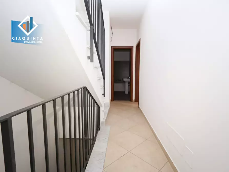 Immagine 11 di Casa indipendente in vendita  in via Giuseppe Garibaldi n 21 a Palagonia