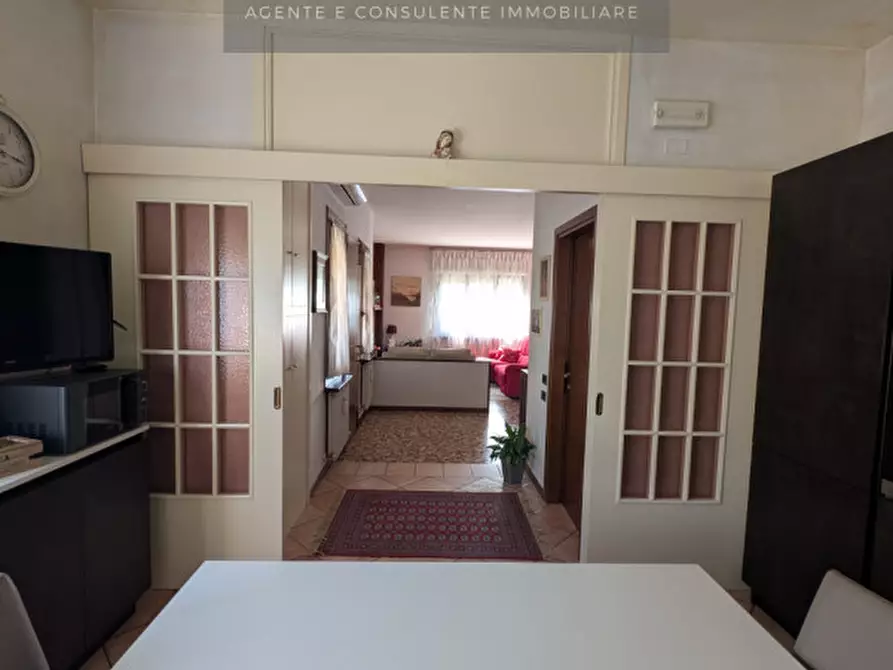 Immagine 11 di Casa bifamiliare in vendita  a Vittorio Veneto