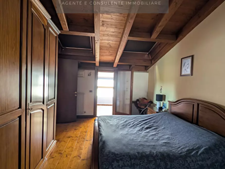 Immagine 15 di Casa bifamiliare in vendita  a Vittorio Veneto