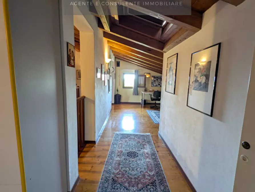 Immagine 28 di Casa bifamiliare in vendita  a Vittorio Veneto