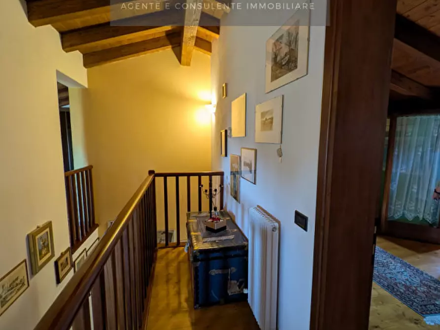 Immagine 29 di Casa bifamiliare in vendita  a Vittorio Veneto