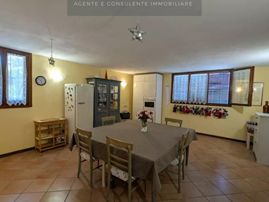 Immagine 47 di Casa bifamiliare in vendita  a Vittorio Veneto