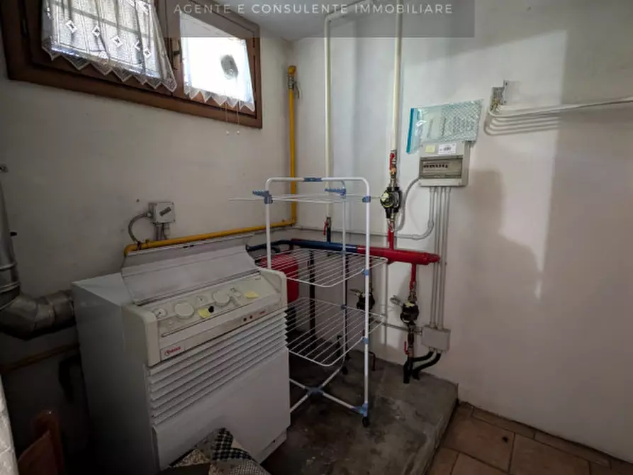 Immagine 52 di Casa bifamiliare in vendita  a Vittorio Veneto