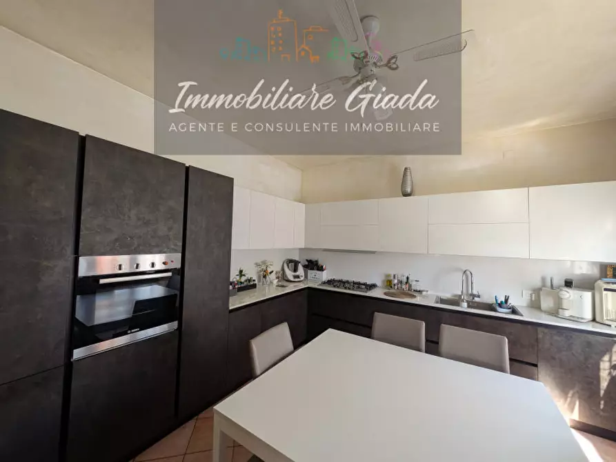 Immagine 16 di Casa bifamiliare in vendita  a Vittorio Veneto